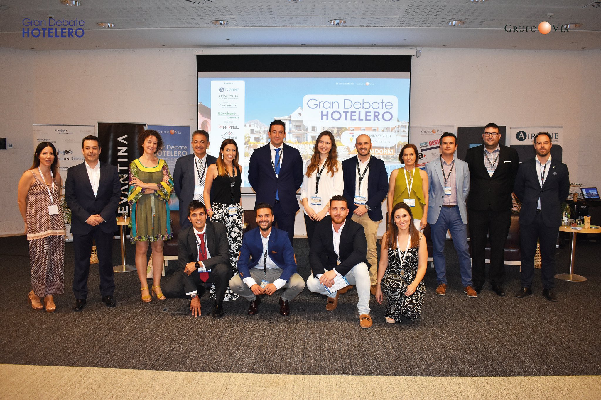 gran debate hotelero comercial y revenue hostels